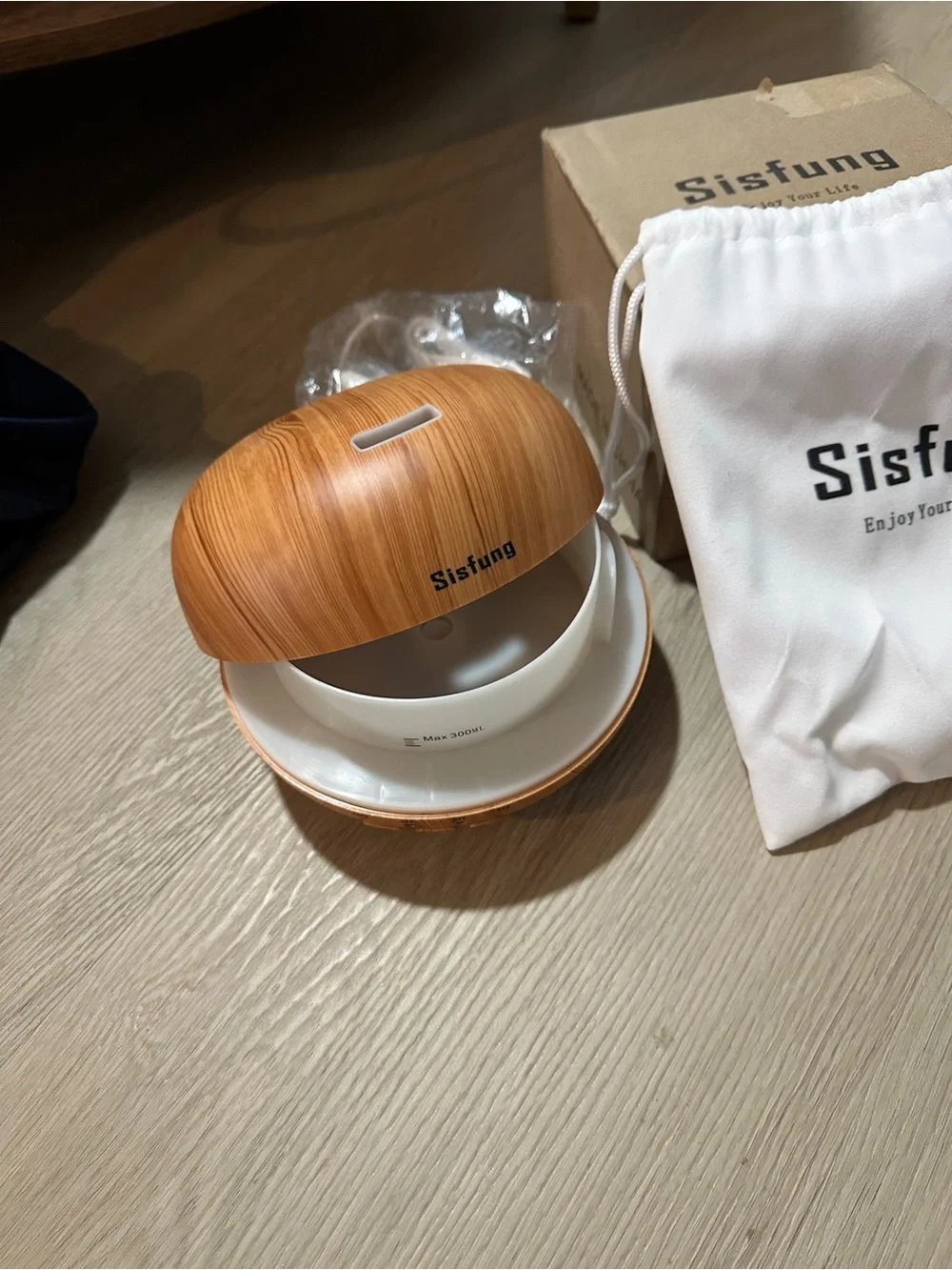 Wood-Grain Aroma Diffuser in Light Brown